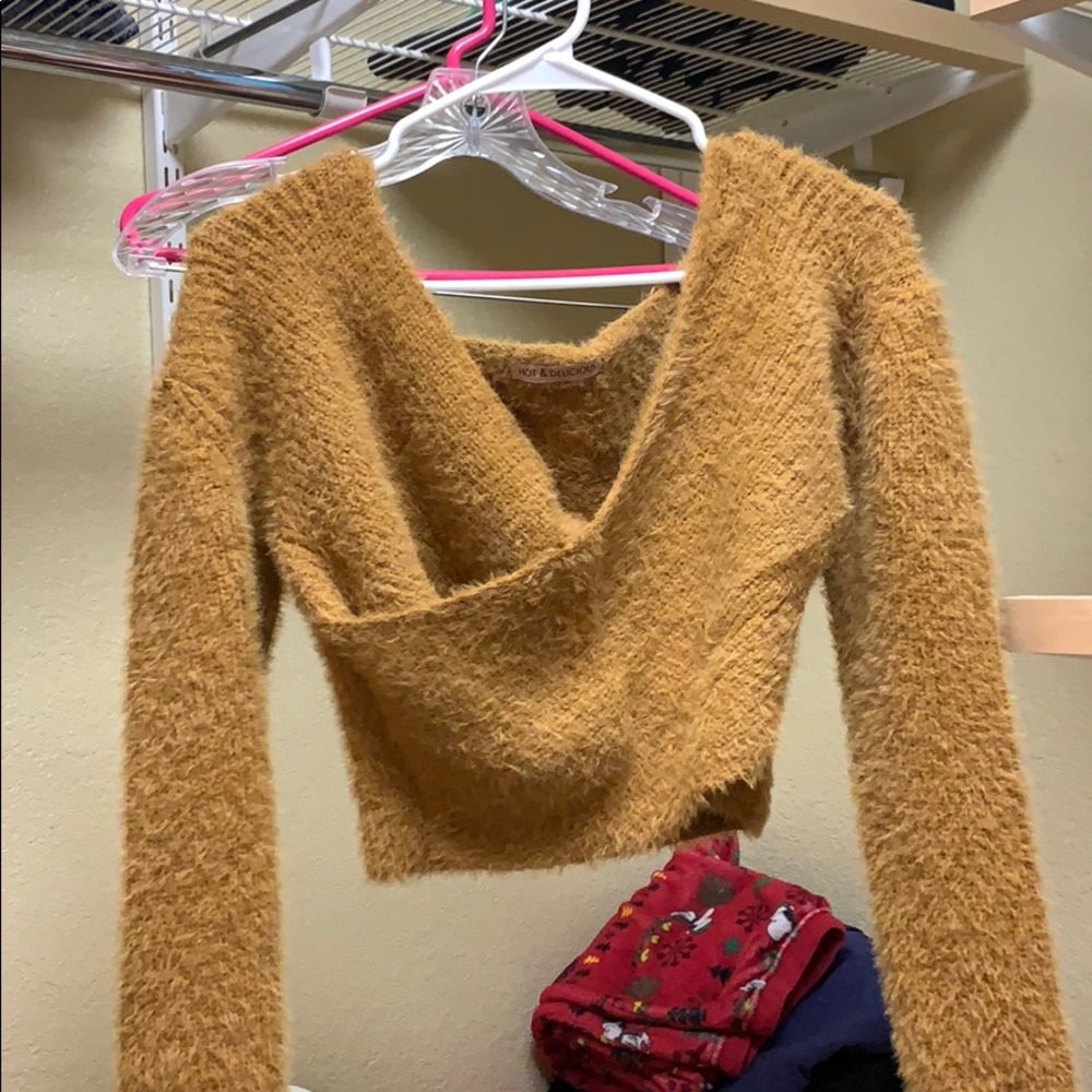 Pacsun sweater